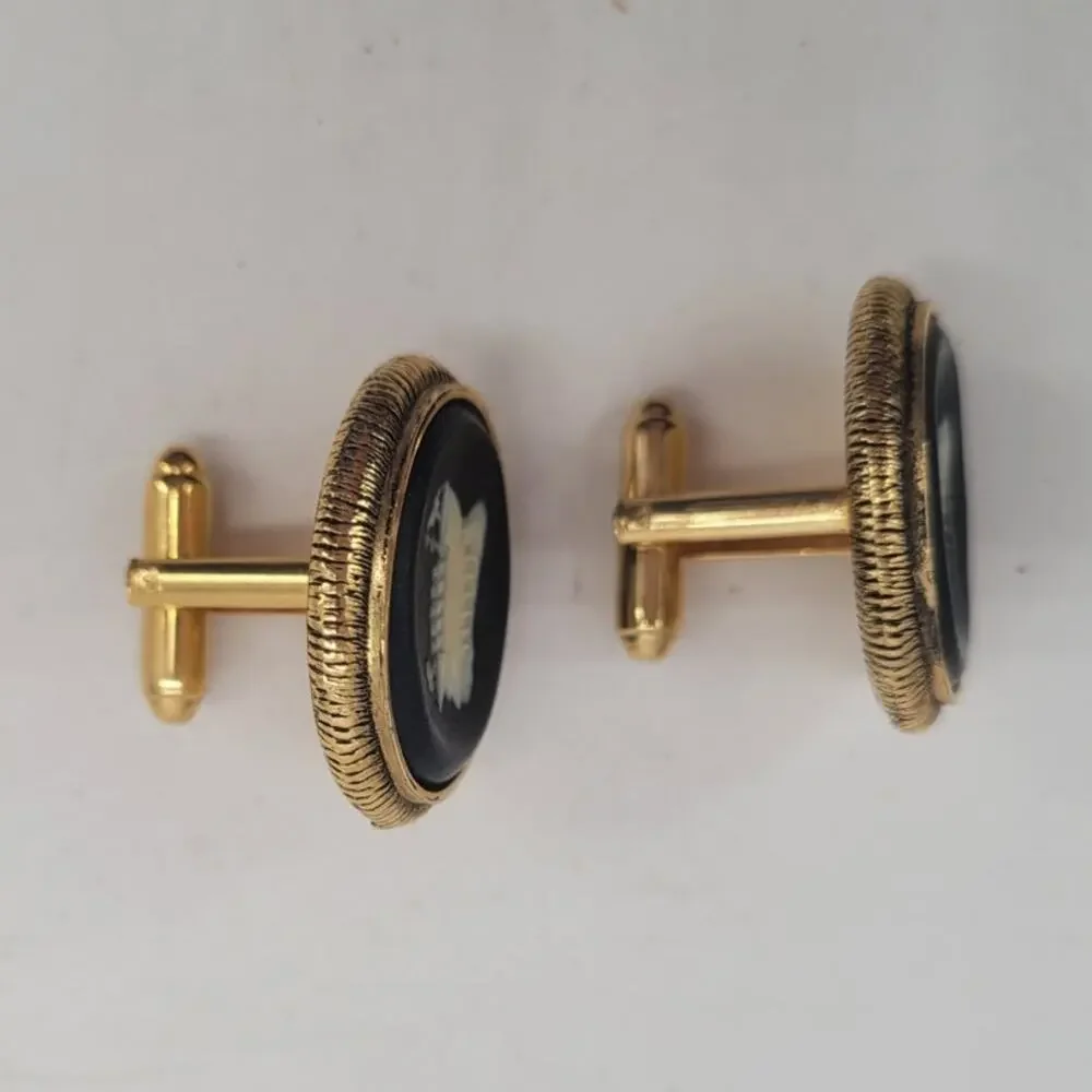 Vintage Dante Museum Masterpiece Ship Cameo Incolay Black Gold Tone Cufflinks